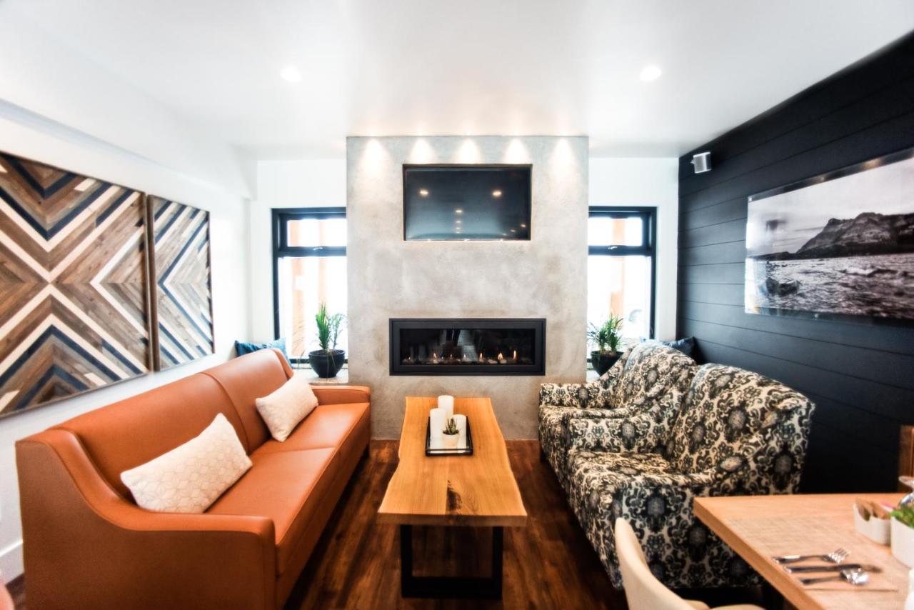Waterton Glacier Suites Zewnętrze zdjęcie